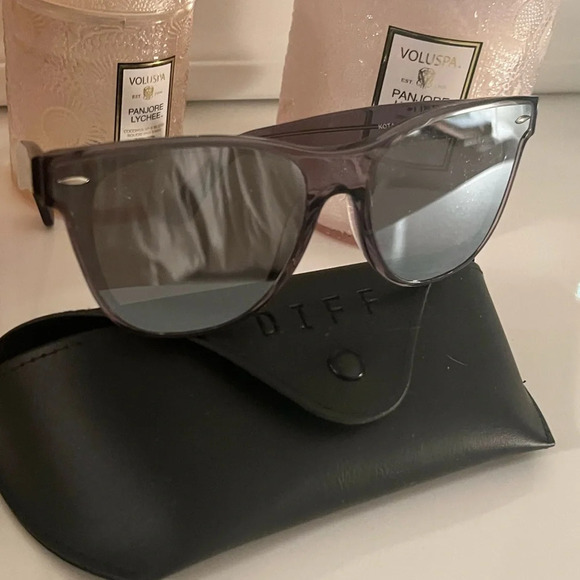 ☀️ New, never worn Diff black/pewter silver gray mirror lens sunglasses/sunnies! - Picture 1 of 7